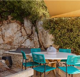 3 bedroom villa with pool & sea views, near Palaiokastrítsa, sleeps 6